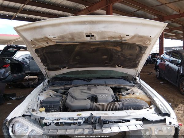 2013 DODGE CHALLENGER SXT — I10