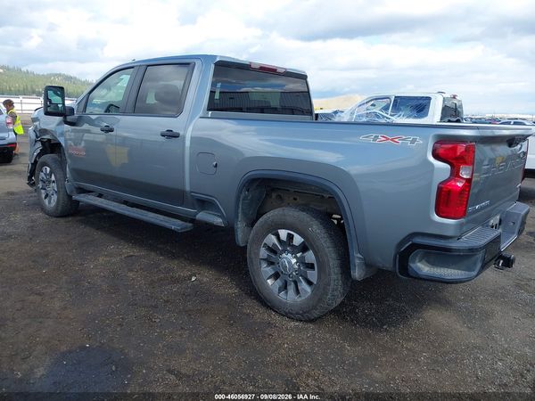 2024 CHEVROLET SILVERADO 2500HD 4WD  STANDARD BED CUSTOM — I3