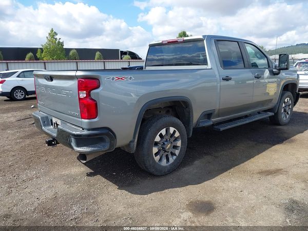 2024 CHEVROLET SILVERADO 2500HD 4WD  STANDARD BED CUSTOM — I4