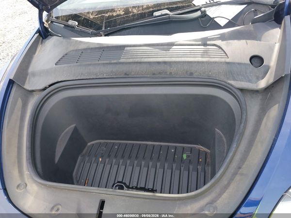 2021 TESLA MODEL Y — I10