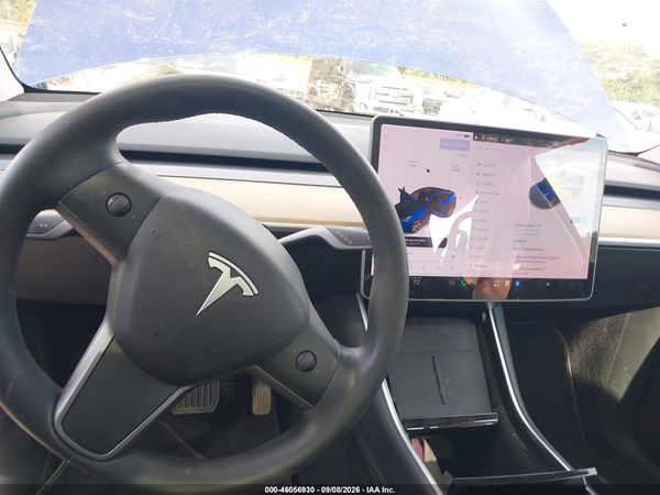 2021 TESLA MODEL Y — I132