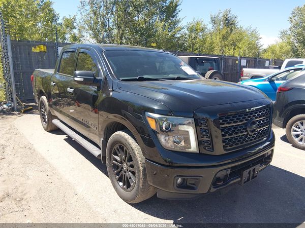 2018 NISSAN TITAN SV