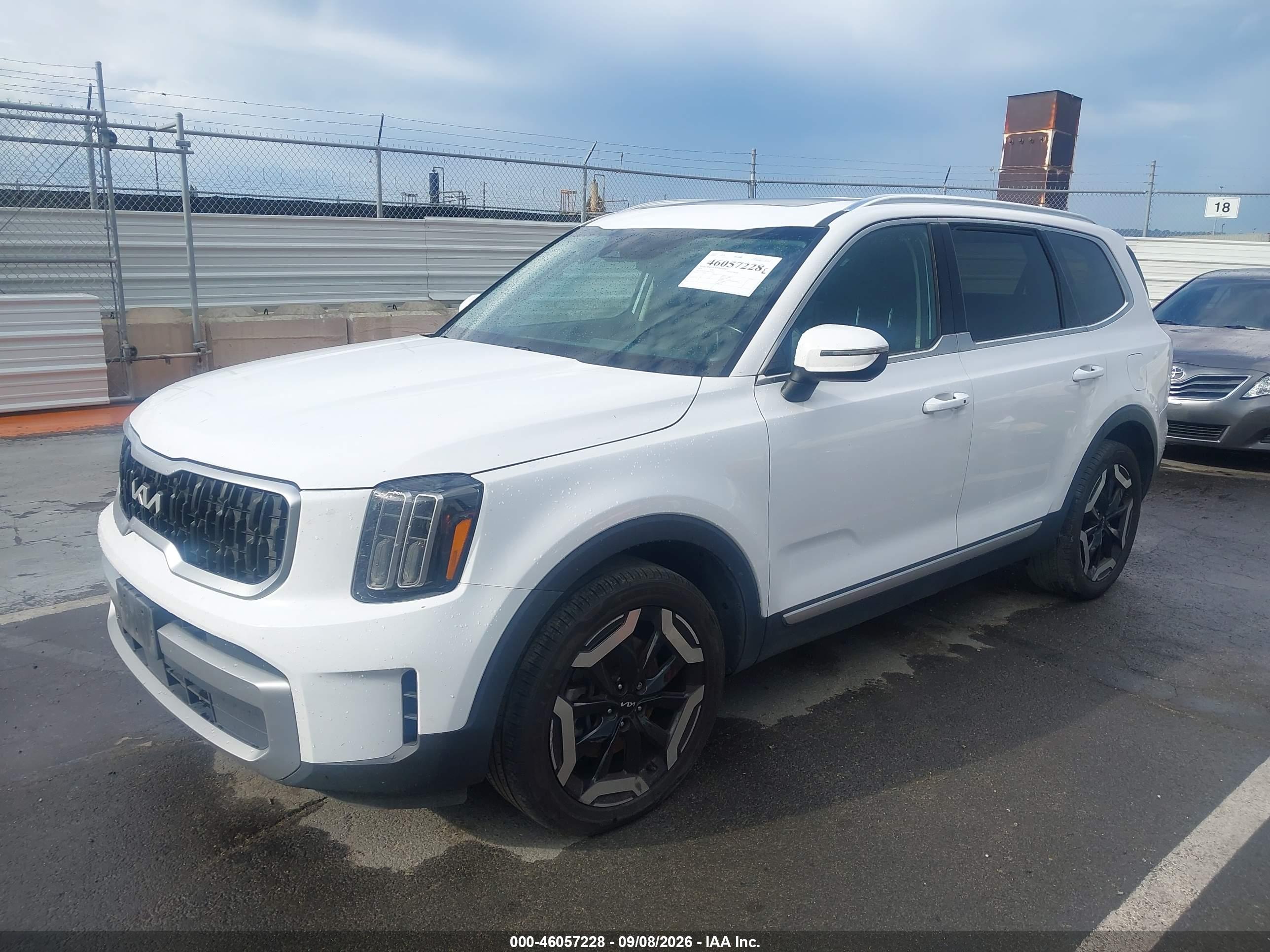 2023 KIA TELLURIDE EX — I2
