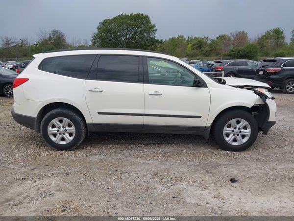 2012 CHEVROLET TRAVERSE LS — I116