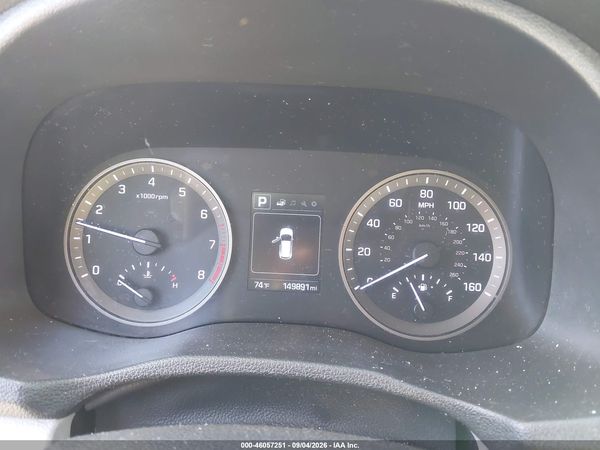 2016 HYUNDAI TUCSON SE