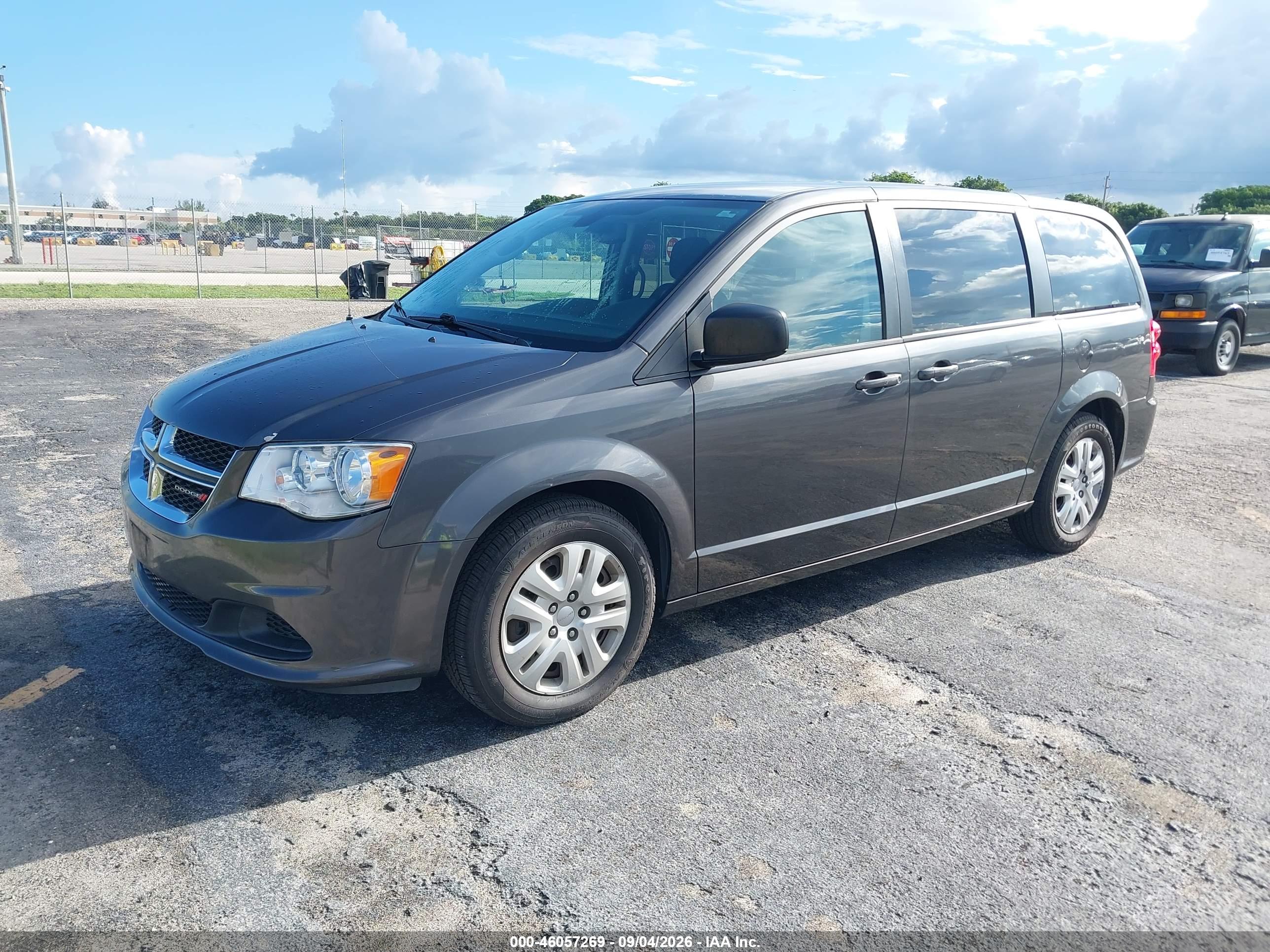 2018 DODGE GRAND CARAVAN SE — I2