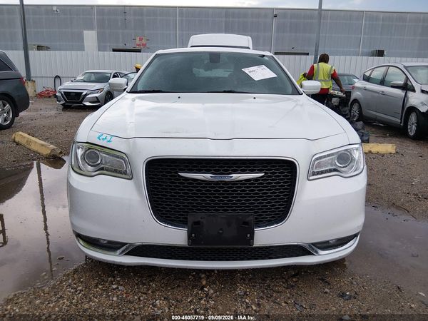 2015 CHRYSLER 300 LIMITED — I115