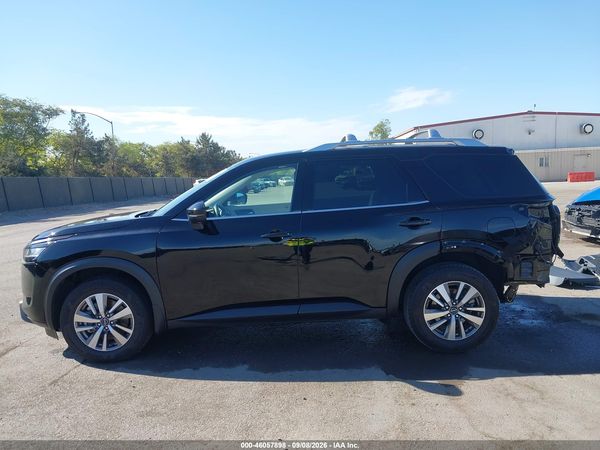 2022 NISSAN PATHFINDER