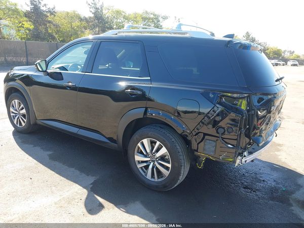 2022 NISSAN PATHFINDER SL 2WD
