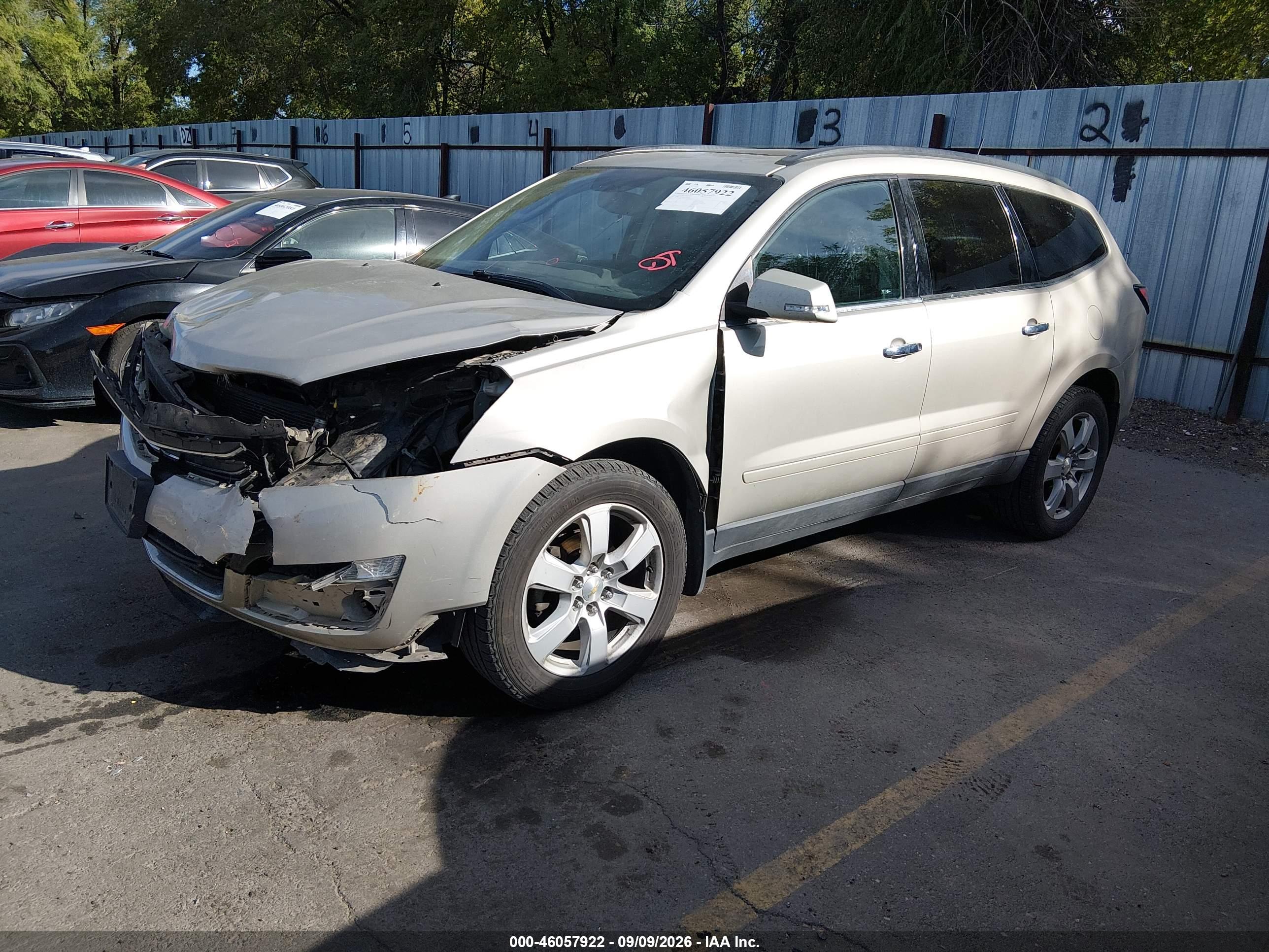 2017 CHEVROLET TRAVERSE 1LT — I2
