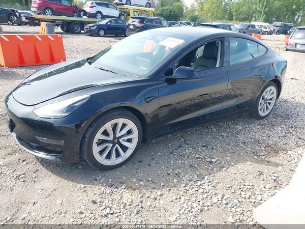 2022 TESLA MODEL 3 — I2