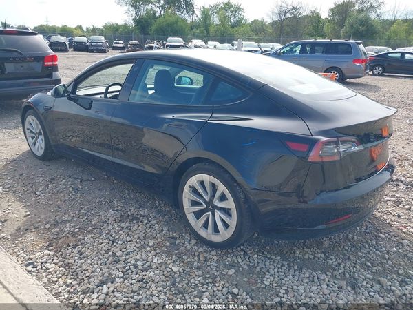 2022 TESLA MODEL 3 — I3