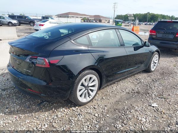 2022 TESLA MODEL 3 — I4