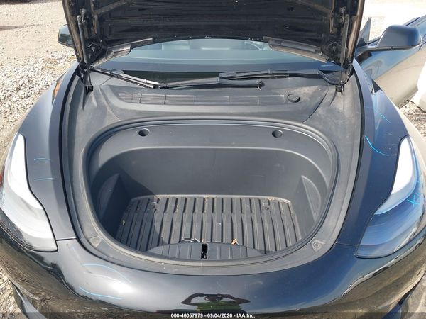2022 TESLA MODEL 3 — I10
