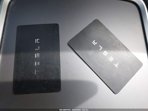 2022 TESLA MODEL 3 — I11