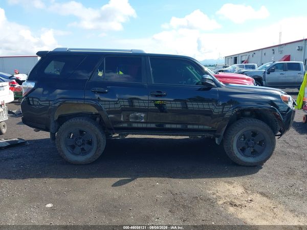 2017 TOYOTA 4RUNNER SR5 — I116