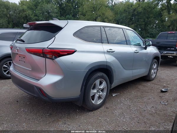 2022 TOYOTA HIGHLANDER — I4