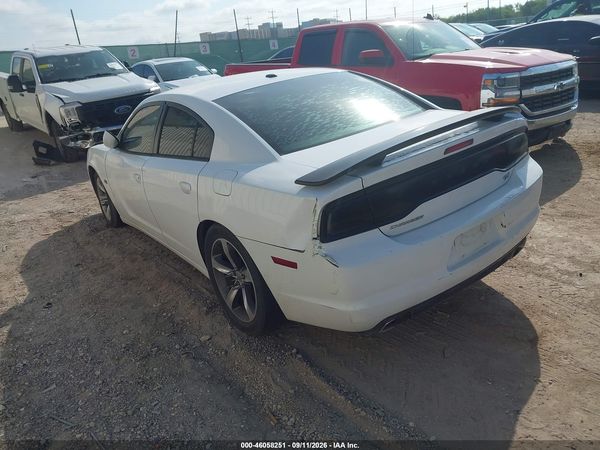2013 DODGE CHARGER R/T — I3