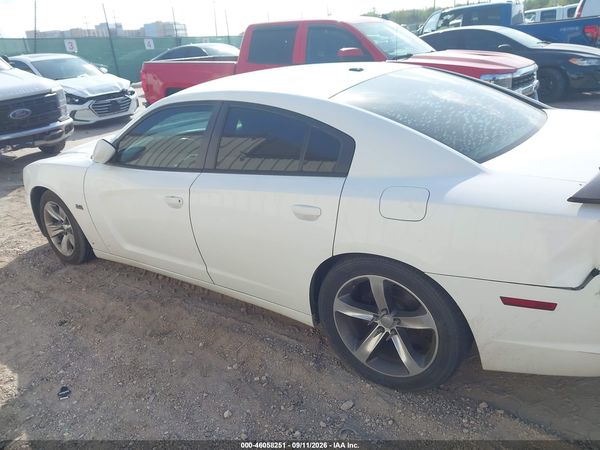 2013 DODGE CHARGER R/T — I117
