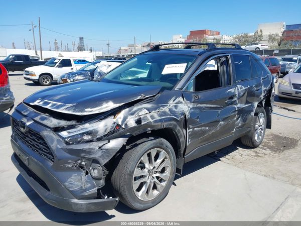 2024 TOYOTA RAV4 XLE PREMIUM — I6