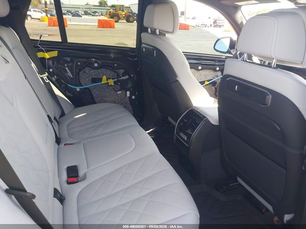2025 BMW X5 PHEV XDRIVE50E — I8