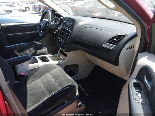 2016 DODGE GRAND CARAVAN SXT — I5