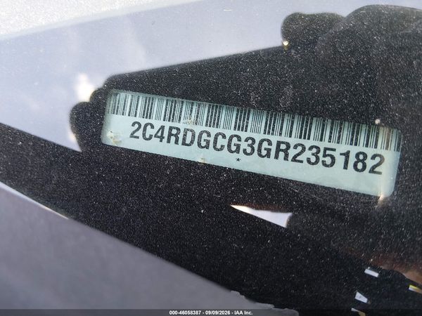 2016 DODGE GRAND CARAVAN SXT — I9