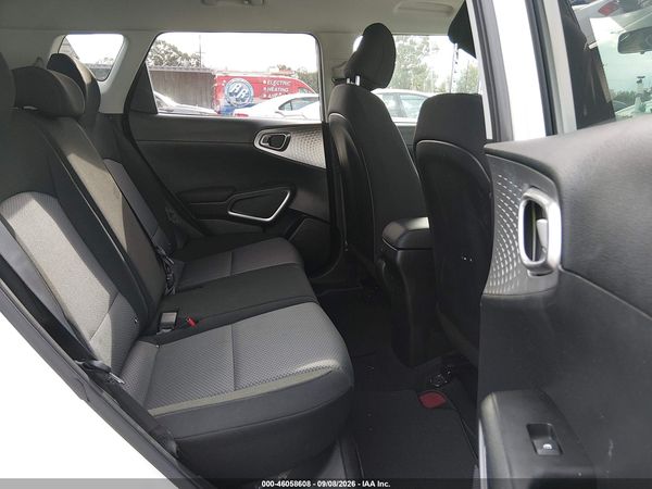 2022 KIA SOUL LX — I8