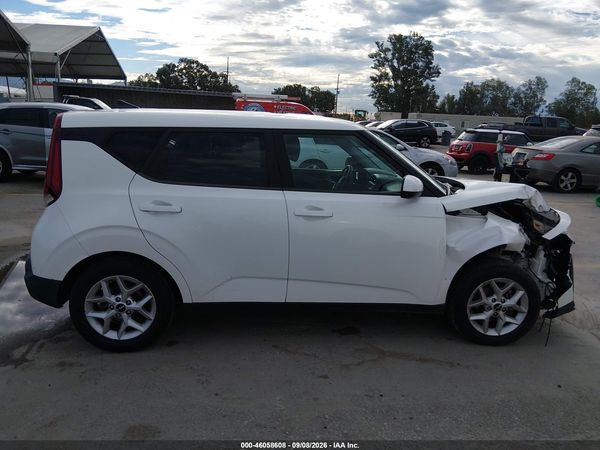 2022 KIA SOUL LX — I116