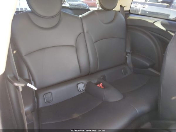 2013 MINI HARDTOP COOPER
