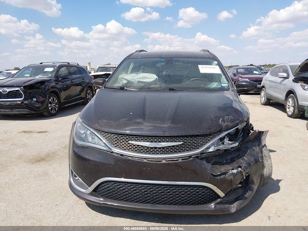 2017 CHRYSLER PACIFICA TOURING-L — I115