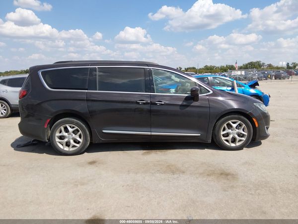 2017 CHRYSLER PACIFICA TOURING-L — I116