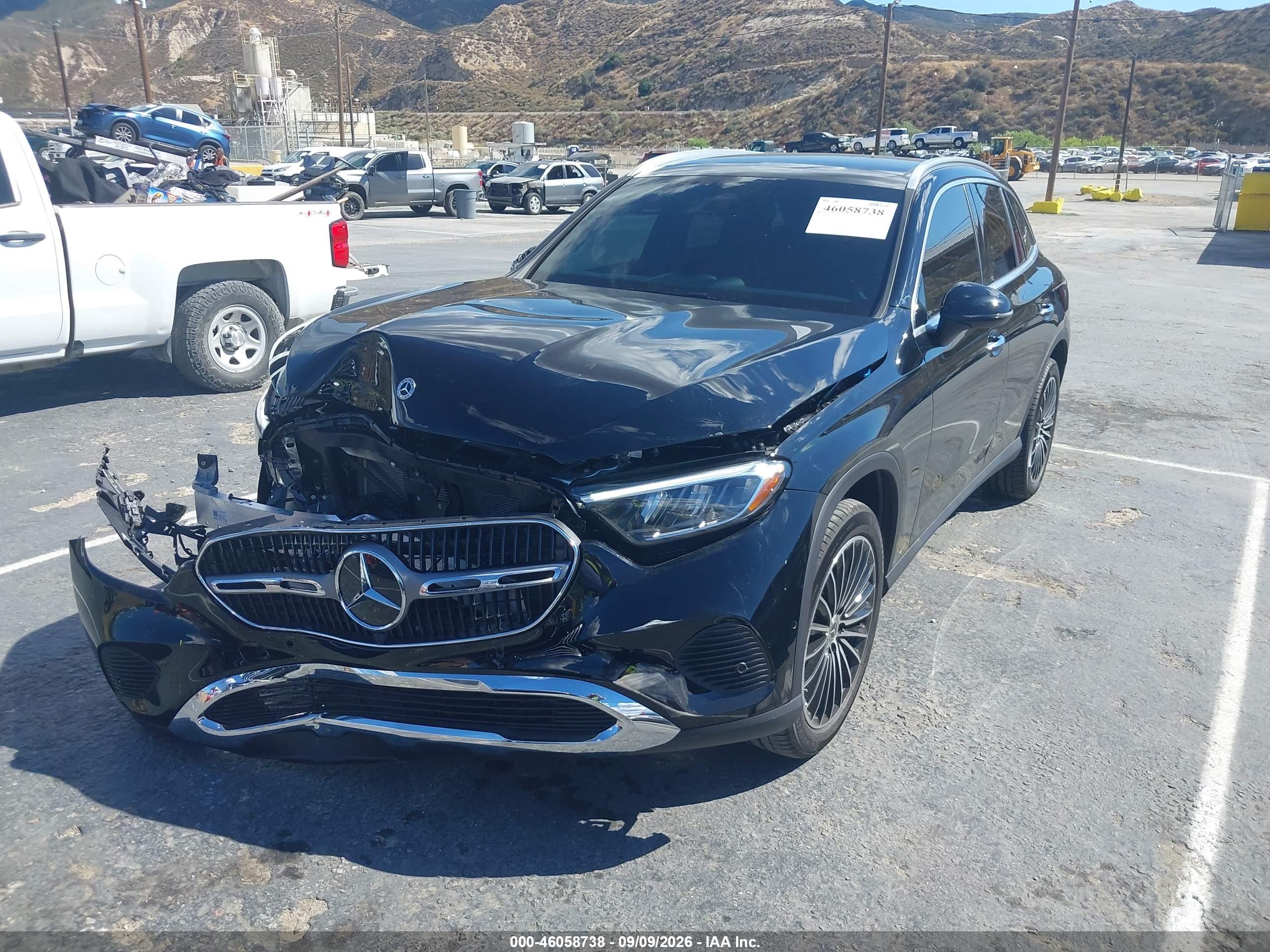 2026 MERCEDES-BENZ GLC 300 SUV — I2