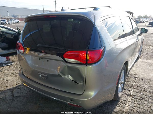 2018 CHRYSLER PACIFICA TOURING L — I6
