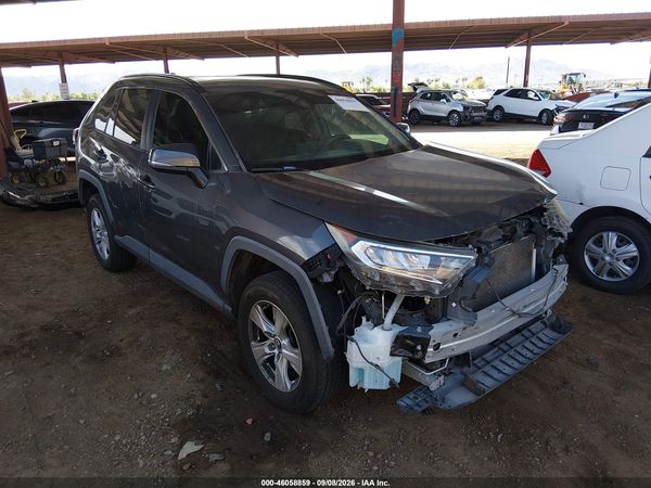2019 TOYOTA RAV4 XLE — I1