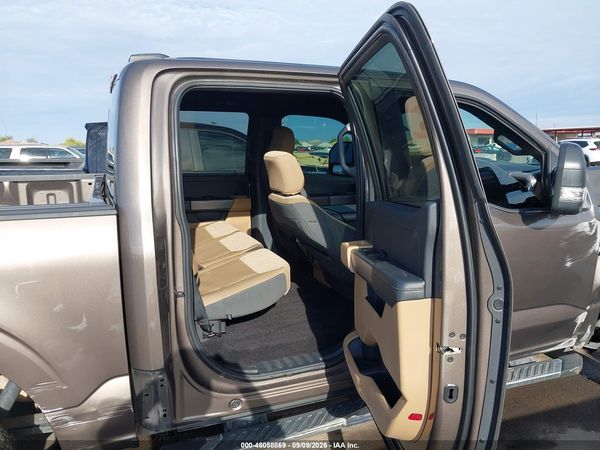 2022 FORD F-150 XLT — I8
