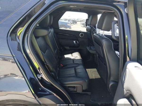 2018 LAND ROVER DISCOVERY SE