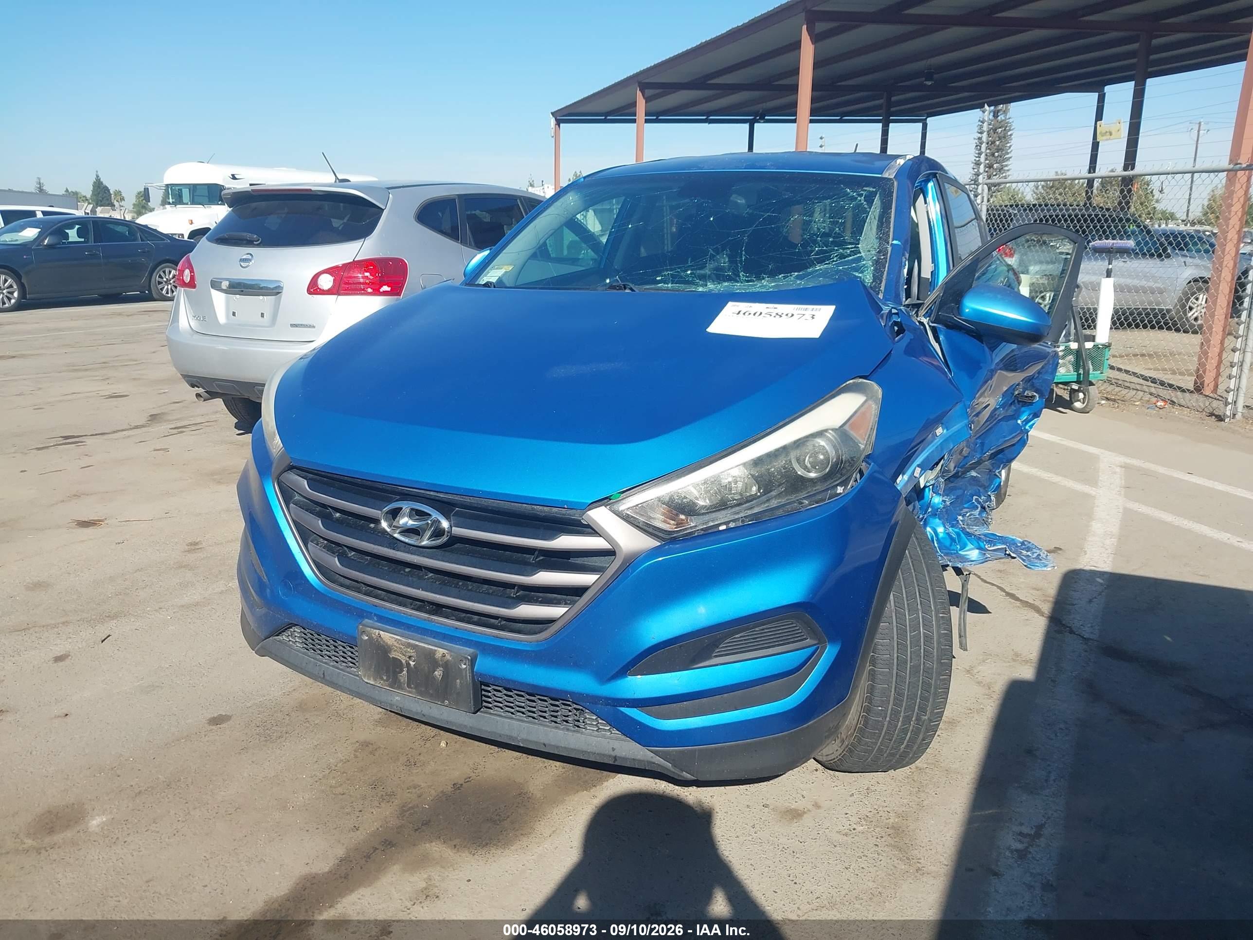 2016 HYUNDAI TUCSON SE — I2