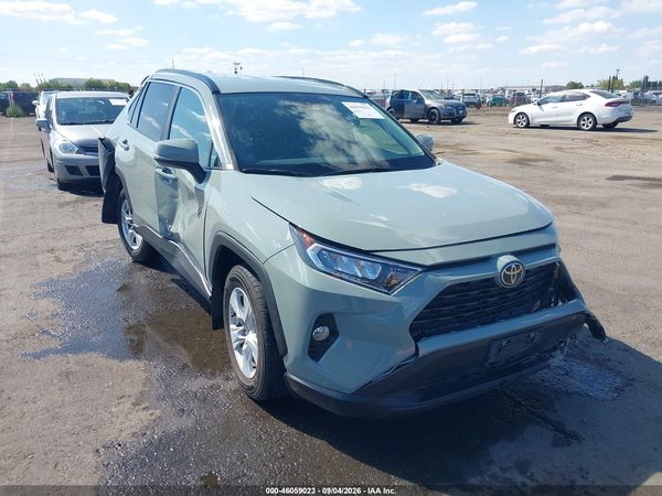 2021 TOYOTA RAV4 XLE — I1