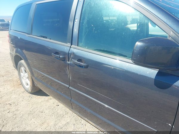 2013 DODGE GRAND CARAVAN SXT — I6