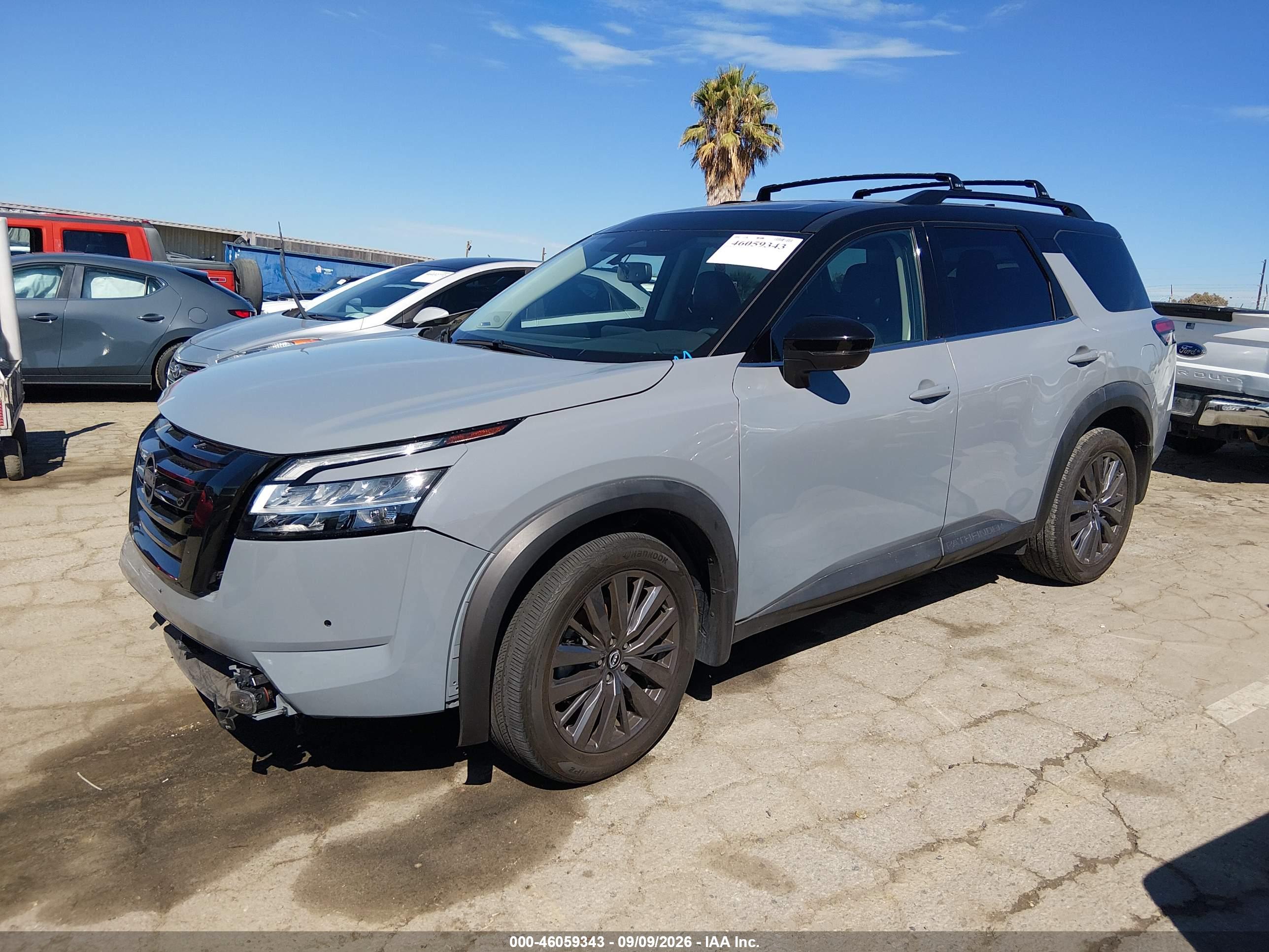 2022 NISSAN PATHFINDER SL 2WD — I2