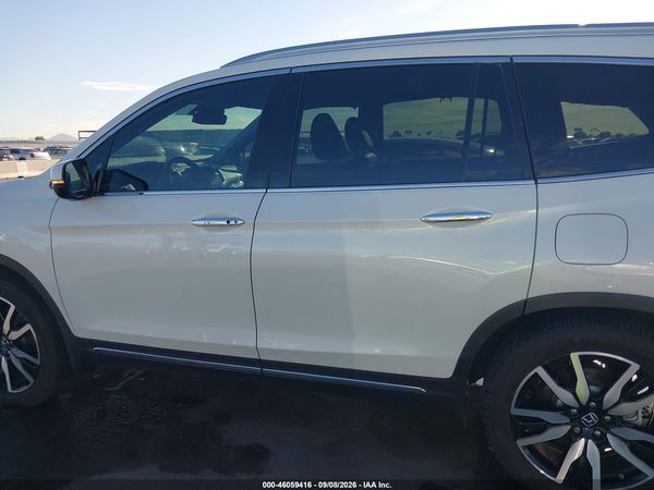 2021 HONDA PILOT 2WD TOURING 8 PASSENGER — I117
