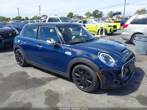 2017 MINI HARDTOP COOPER S — I1