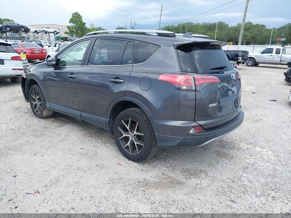 2017 TOYOTA RAV4 SE — I3