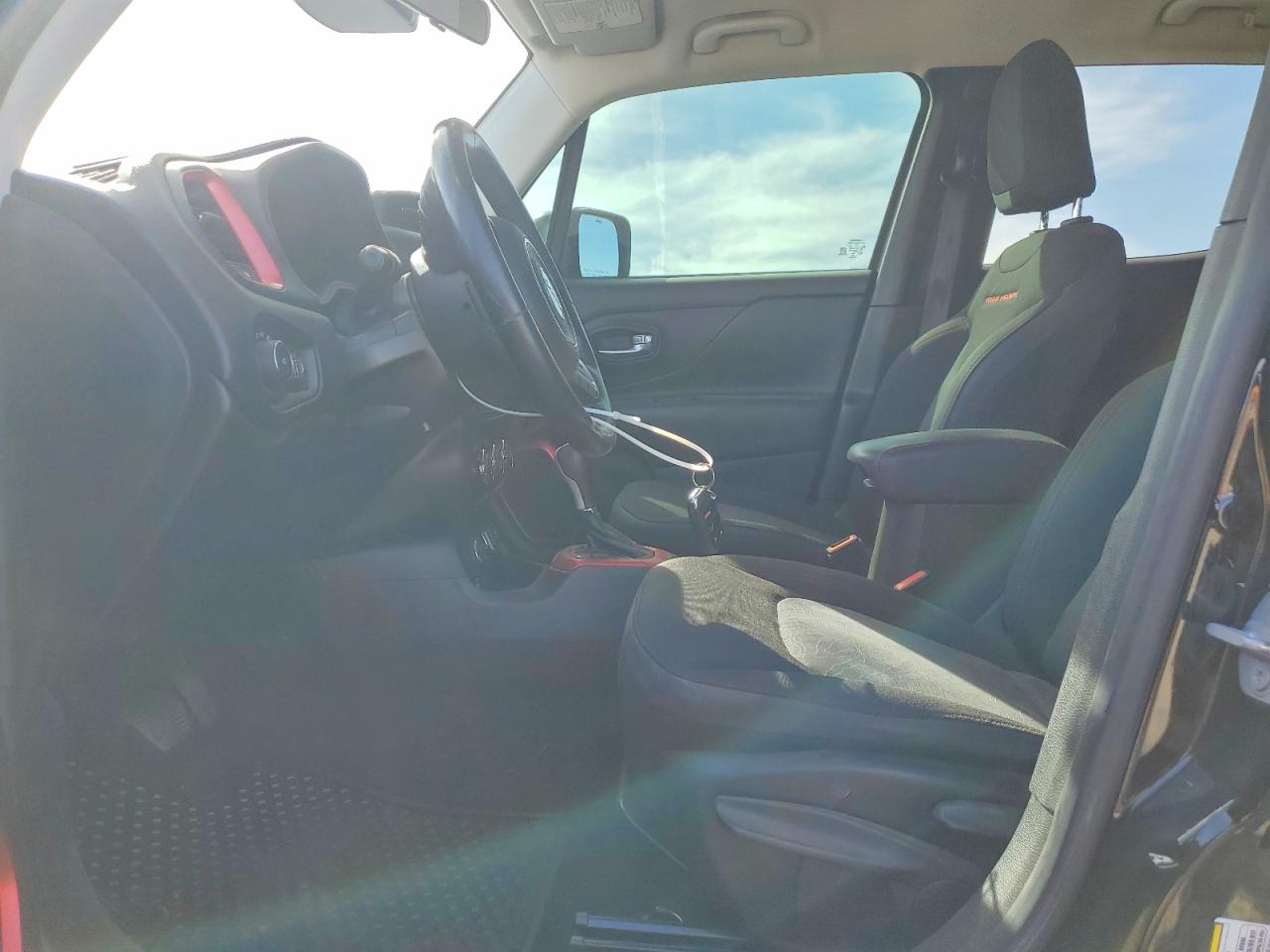 2017 JEEP RENEGADE TRAILHAWK 4X4