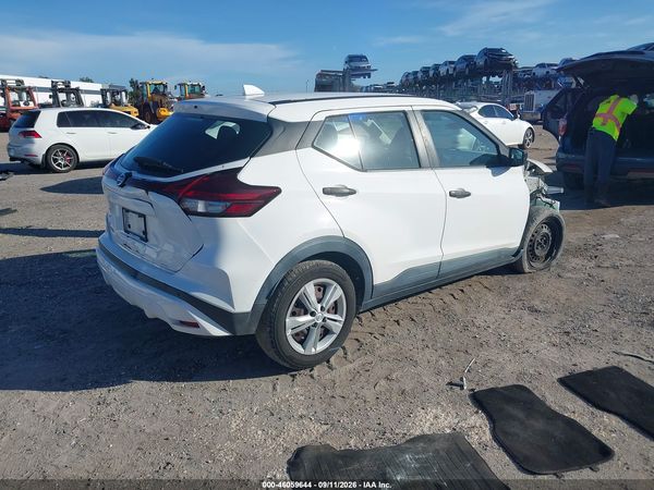 2021 NISSAN KICKS