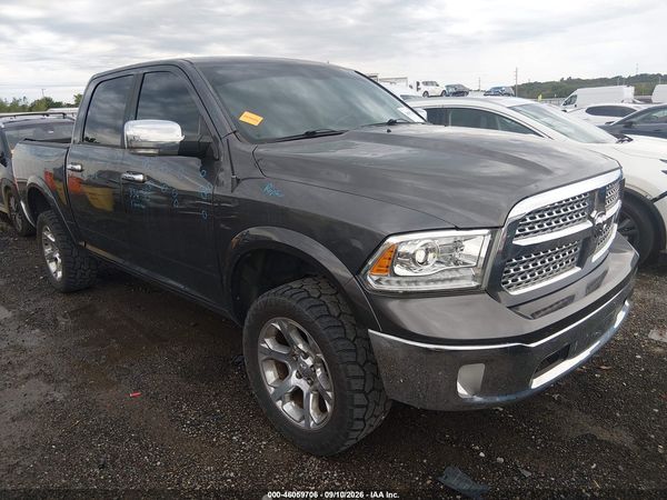 2017 RAM 1500 LARAMIE  4X4 5'7 BOX — I1