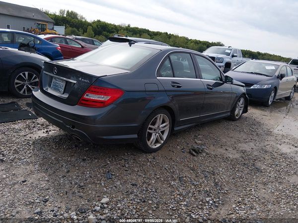 2013 MERCEDES-BENZ C 300 SPORT 4MATIC — I4