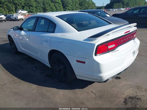 2014 DODGE CHARGER SE — I3