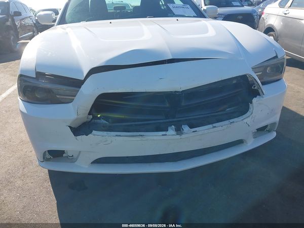 2014 DODGE CHARGER SE — I6